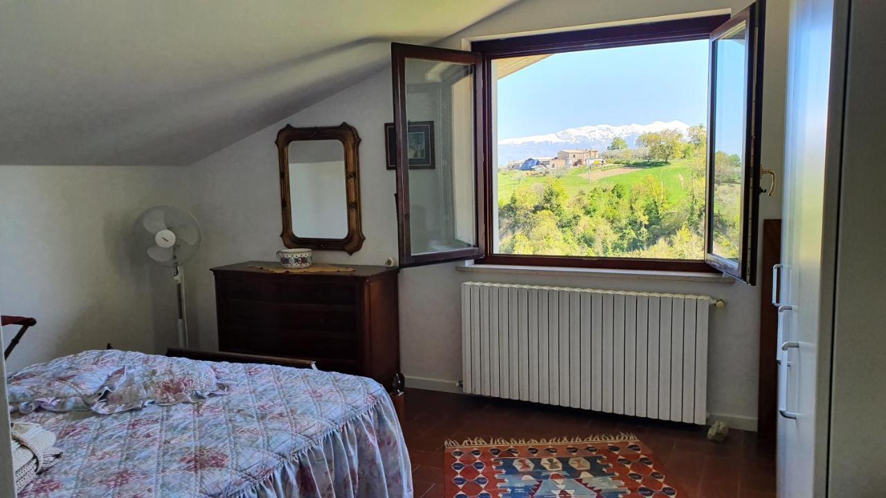 Casa Ciuffina Bed & Breakfast Civitella Casanova Eksteriør bilde