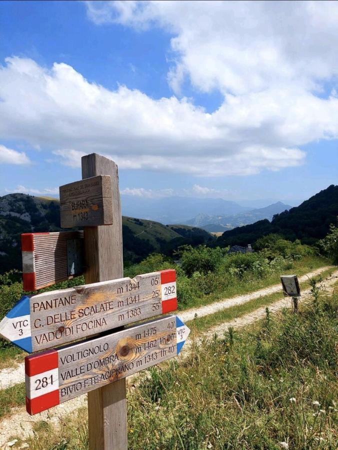 Casa Ciuffina Bed & Breakfast Civitella Casanova Eksteriør bilde